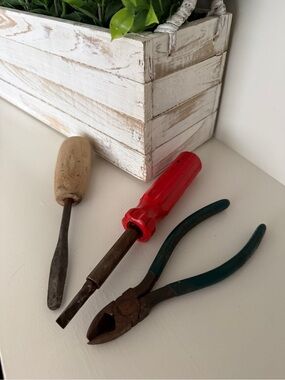 Unbranded Hand Tools Often Appear in Early Classic Car Tool Kits  Lot of 3 VTG.